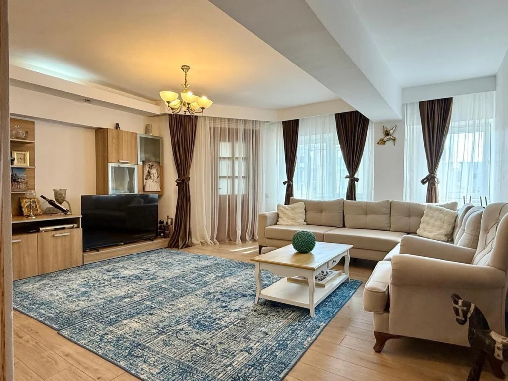 Apartament de vanzare zona peninsulara constanta
